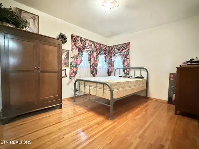 $259,900 | 112 Glenn Circle, Powell, TN 37849