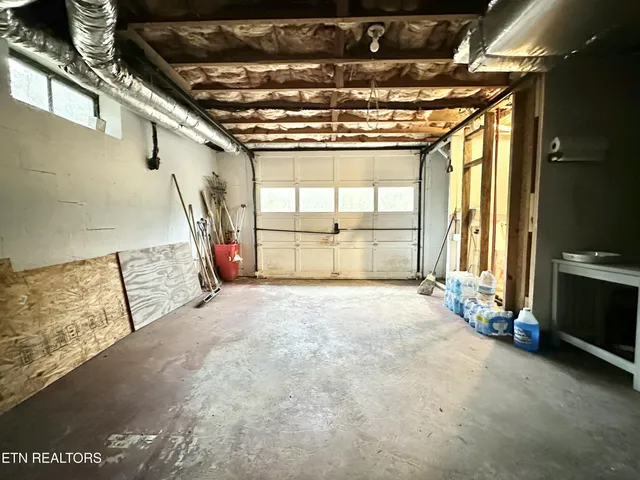 $259,900 | 112 Glenn Circle, Powell, TN 37849