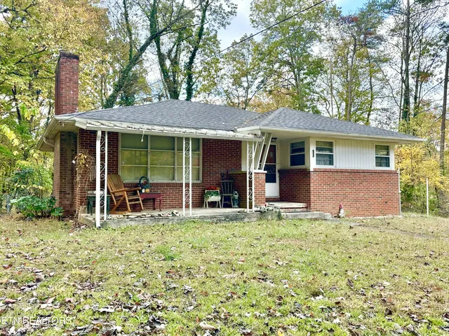 $259,900 | 112 Glenn Circle, Powell, TN 37849