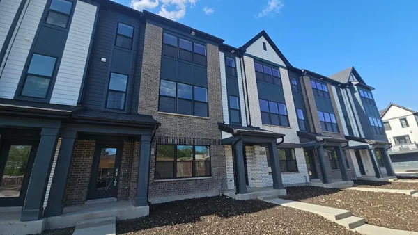 $4,000 | 6429 Main Street, Morton Grove, IL 60053