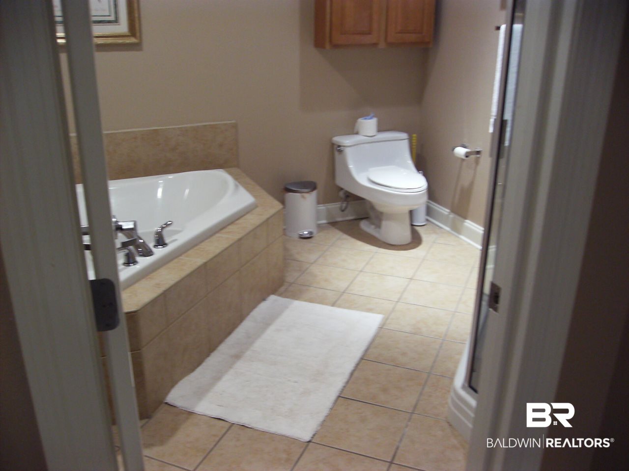 27800 Canal Road, Unit 110 Orange Beach, AL 36561 - Photo 21 of 27 master bath