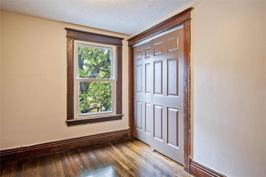 696 Bay Street Rochester, NY 14609 - Photo 15 of 22