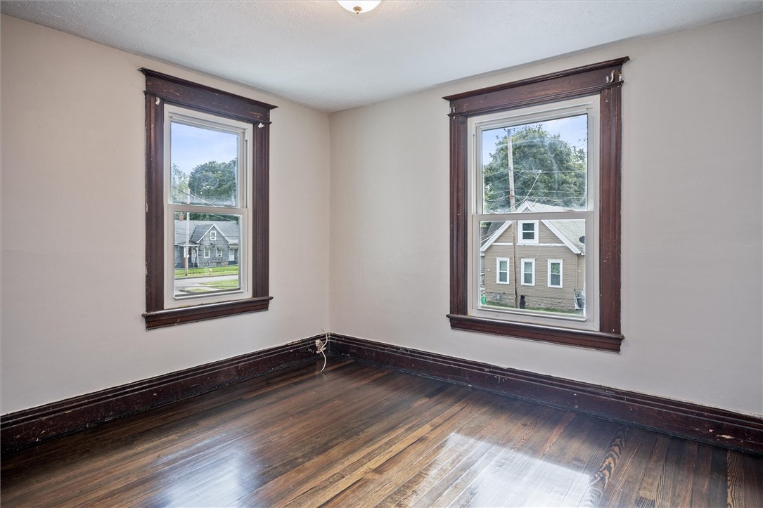 696 Bay Street Rochester, NY 14609 - Photo 16 of 22