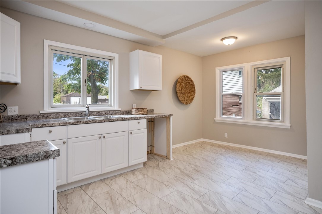 696 Bay Street Rochester, NY 14609 - Photo 9 of 22