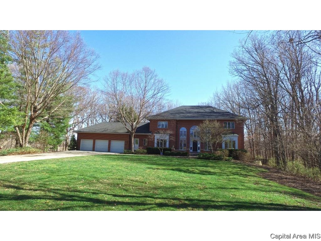 840 Coventry Point Springfield, IL 62702 - Photo 1 of 32