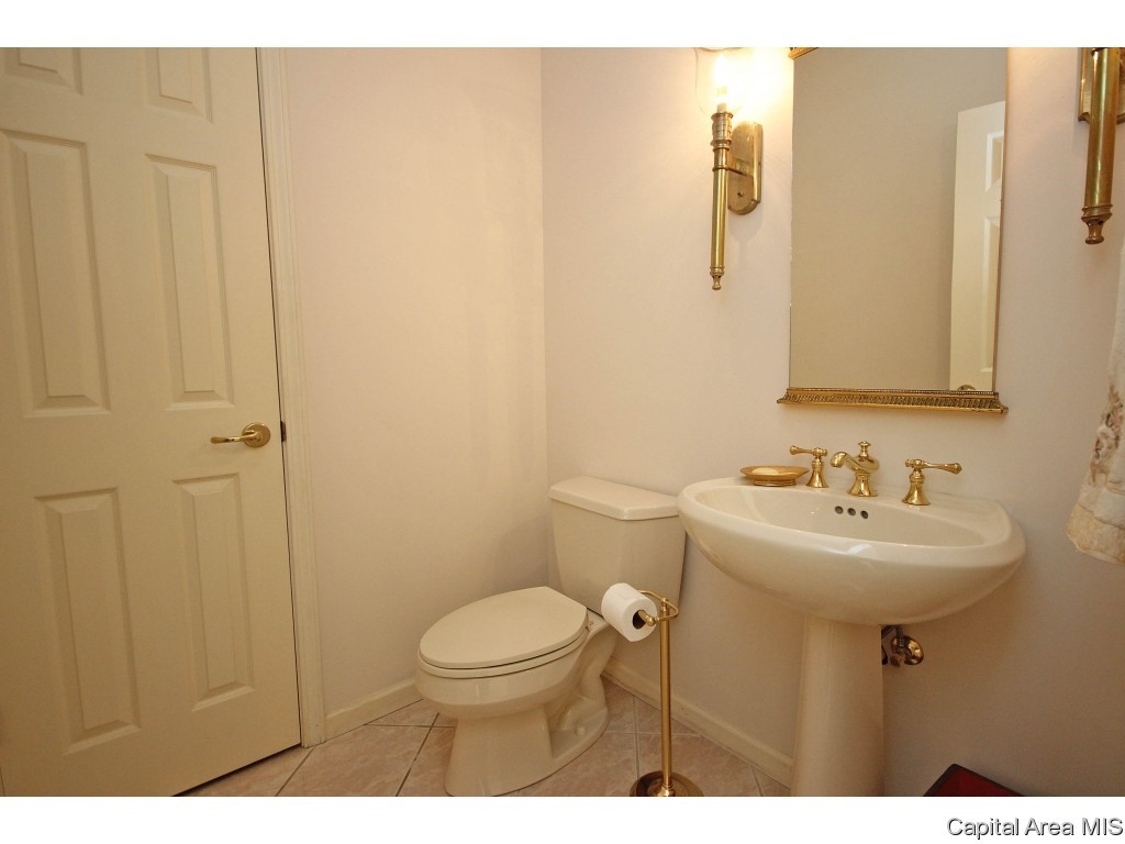 840 Coventry Point Springfield, IL 62702 - Photo 29 of 32