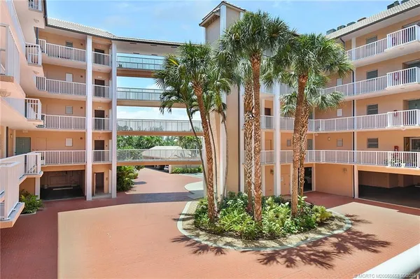 $519,000 | 1555 Northeast Ocean Boulevard, Unit 104N, Jensen Beach, FL 34957
