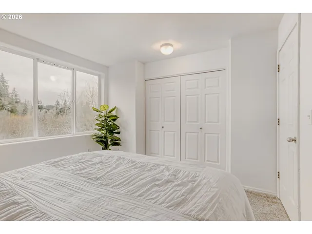 $305,000 | 13810 Southwest Scholls Ferry Road, Unit 103, Beaverton, OR 97007