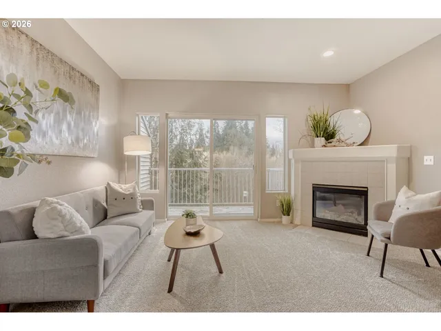 $305,000 | 13810 Southwest Scholls Ferry Road, Unit 103, Beaverton, OR 97007