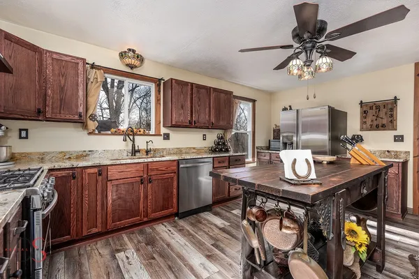 $525,000 | 2813 East 2525th Road, Marseilles, IL 61341