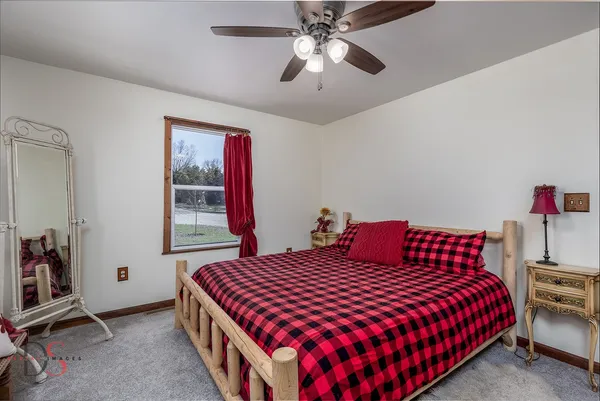 $525,000 | 2813 East 2525th Road, Marseilles, IL 61341