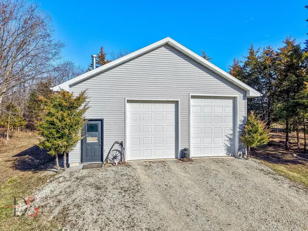 $525,000 | 2813 East 2525th Road, Marseilles, IL 61341