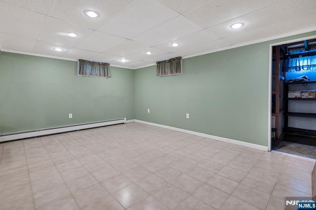 185 Ratzer Road Wayne, NJ 07470 - Photo 18 of 36 a view of an empty room with closet