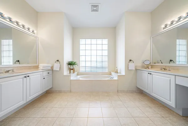 $5,500 | 10317 Oak Meadow Lane, Lake Worth, FL 33449