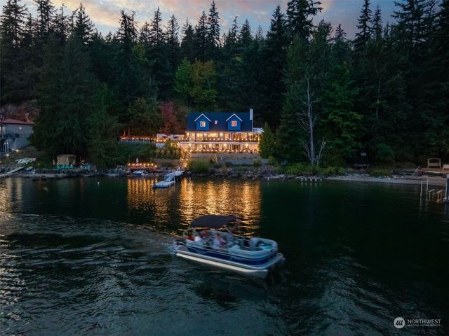 a view of a lake with outdoor space