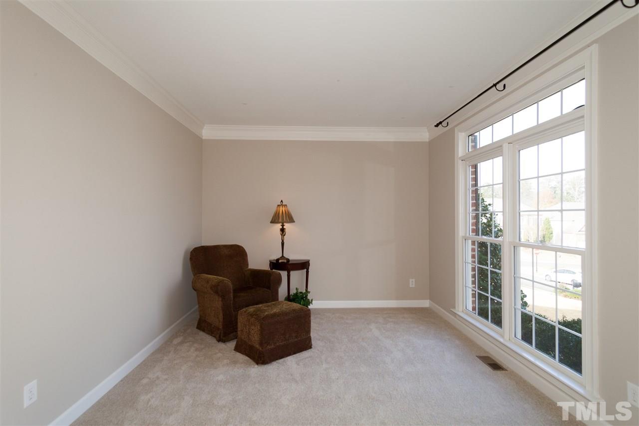 12304 Corvus Road Raleigh, NC 27614 - Photo 4 of 24 Gallery Image 4