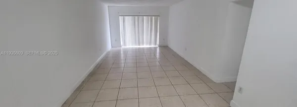 $2,000 | 17101 Northwest 57th Avenue, Unit 219, Miami Gardens, FL 33055