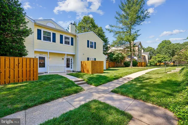 $335,000 | 18121 Rolling Meadow Way, Unit 216, Olney, MD 20832