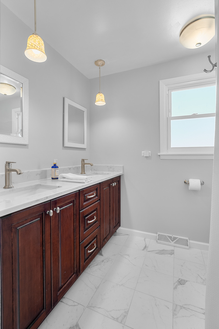 802 Timber Lane Darien, IL 60561 - Photo 17 of 30