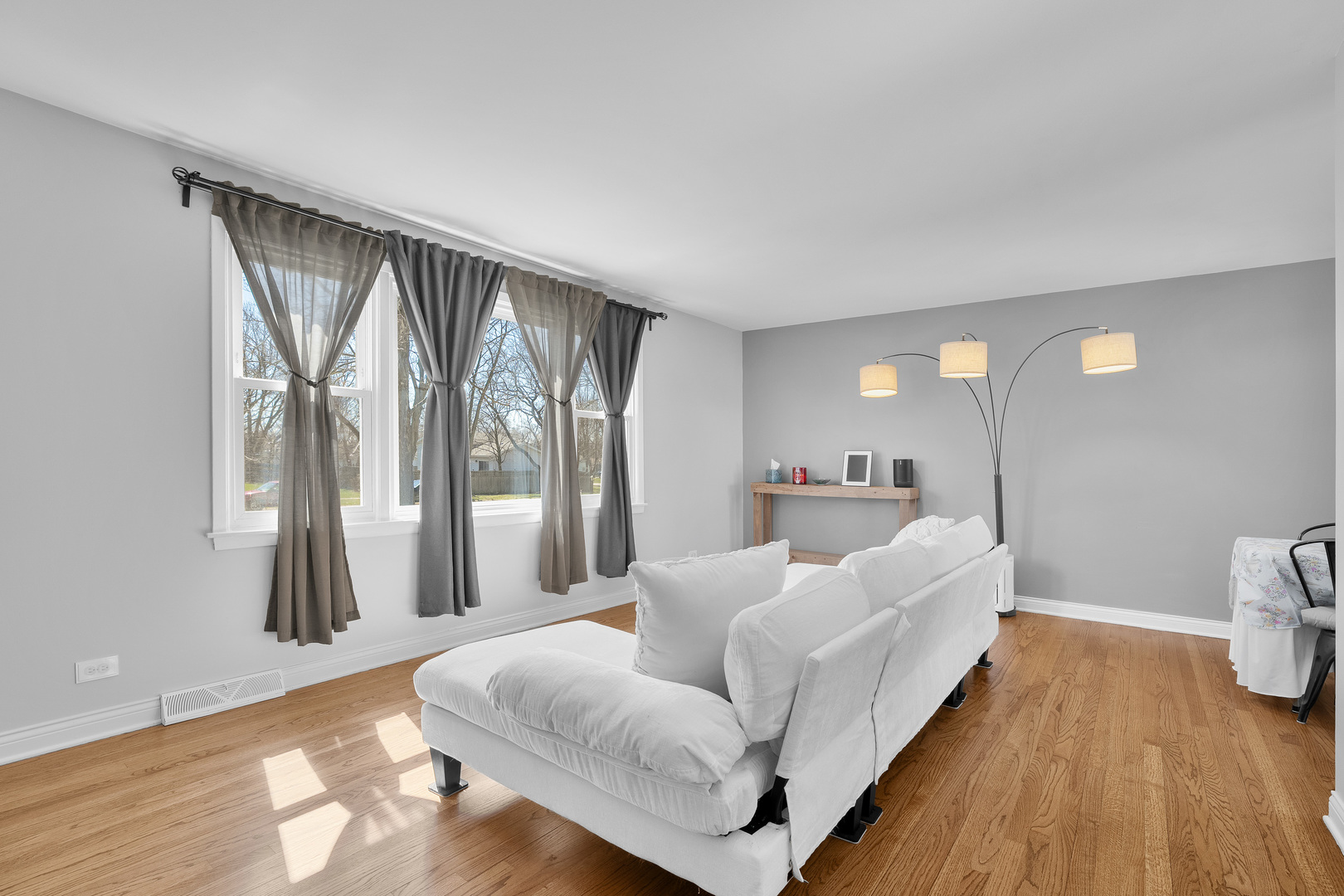 802 Timber Lane Darien, IL 60561 - Photo 3 of 30