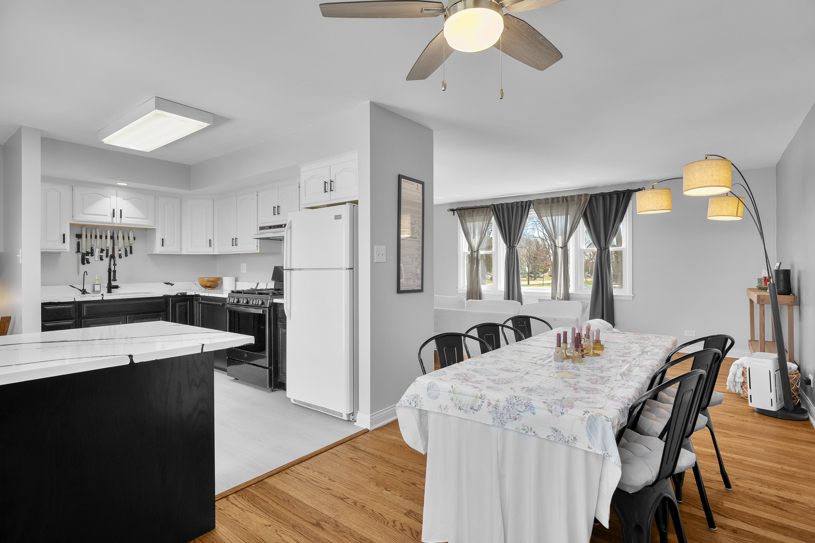 802 Timber Lane Darien, IL 60561 - Photo 7 of 30