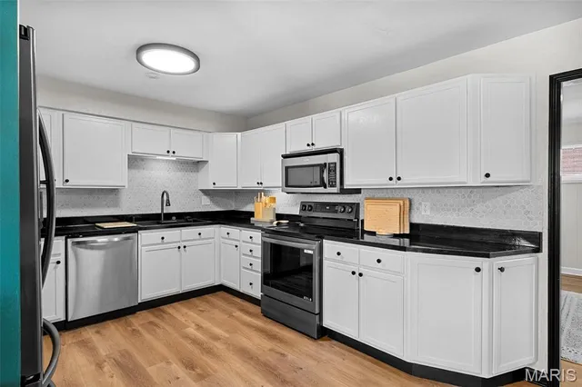 $249,900 | 6321 Sheppard Drive, Affton, MO 63123