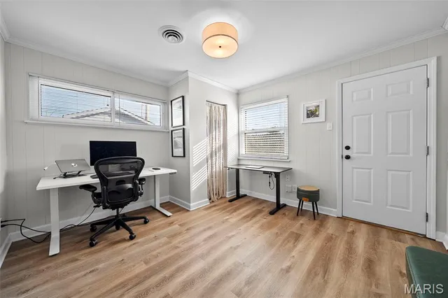 $249,900 | 6321 Sheppard Drive, Affton, MO 63123