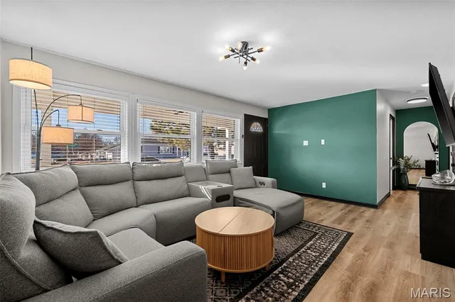 $249,900 | 6321 Sheppard Drive, Affton, MO 63123