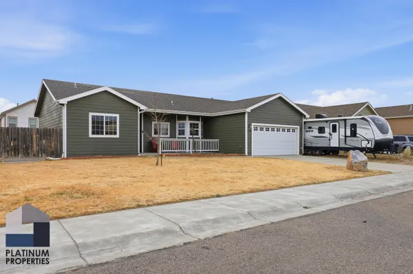 $320,000 | 776 Reshaw Circle, Evansville, WY 82636