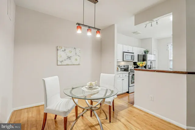 $2,800 | 20402 Cool Fern Square, Unit 20402, Ashburn, VA 20147