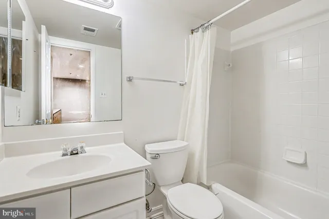 $2,800 | 20402 Cool Fern Square, Unit 20402, Ashburn, VA 20147