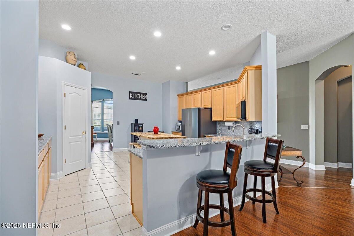 280 Edge Of Woods Road St. Augustine, FL 32092 - Photo 10 of 29 11-Breakfast Bar