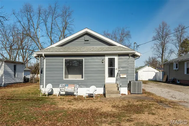 $85,000 | 732 East Park Street, Du Quoin, IL 62832