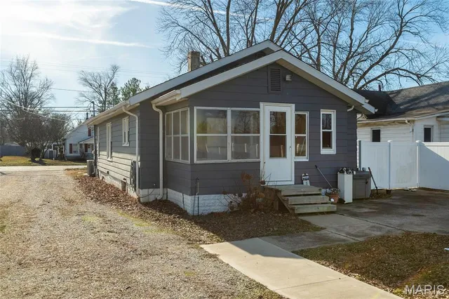 $85,000 | 732 East Park Street, Du Quoin, IL 62832