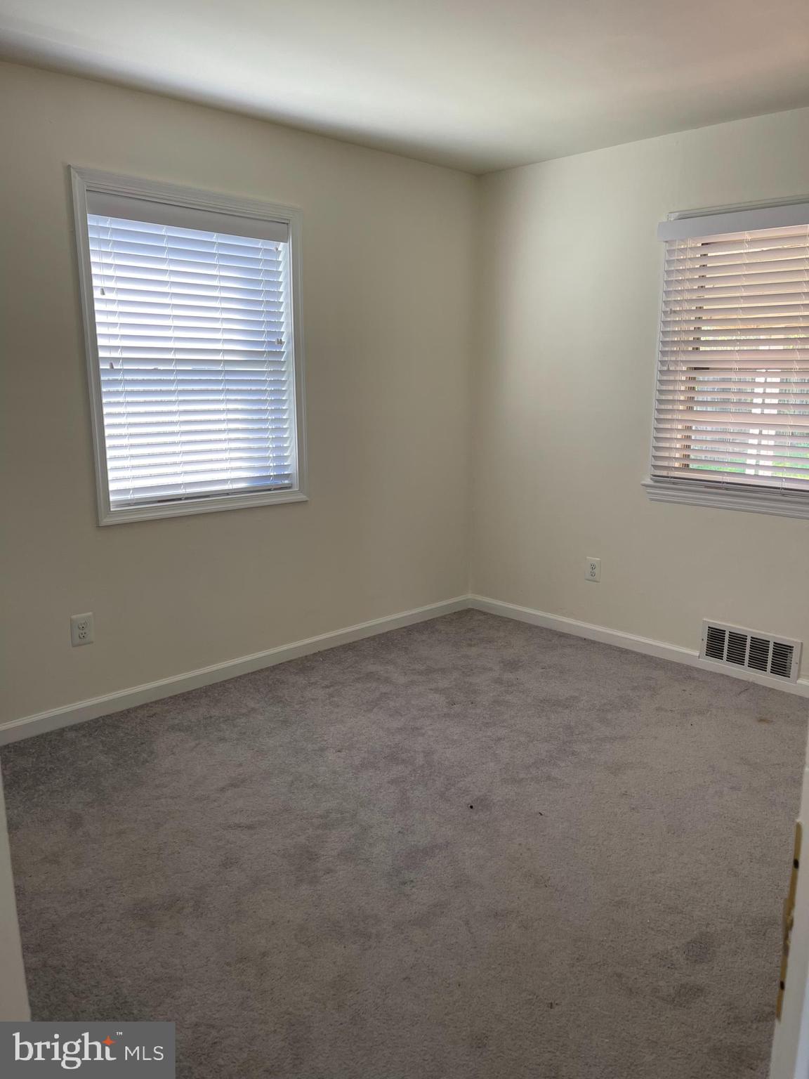 6618 Cavalier Drive Alexandria, VA 22307 - Photo 21 of 24 Main Level Bedroom 1
