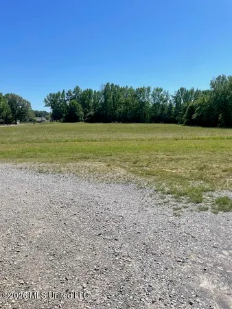$280,000 | 10550 West Commerce Street, Hernando, MS 38632