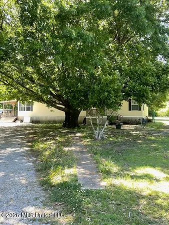 $280,000 | 10550 West Commerce Street, Hernando, MS 38632