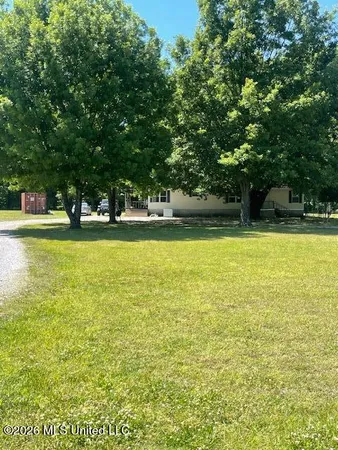 $280,000 | 10550 West Commerce Street, Hernando, MS 38632
