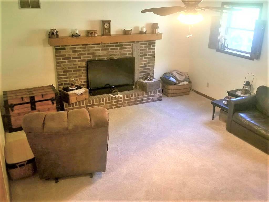 8025 Jacobs Road Gambier, OH 43022 - Photo 10 of 49