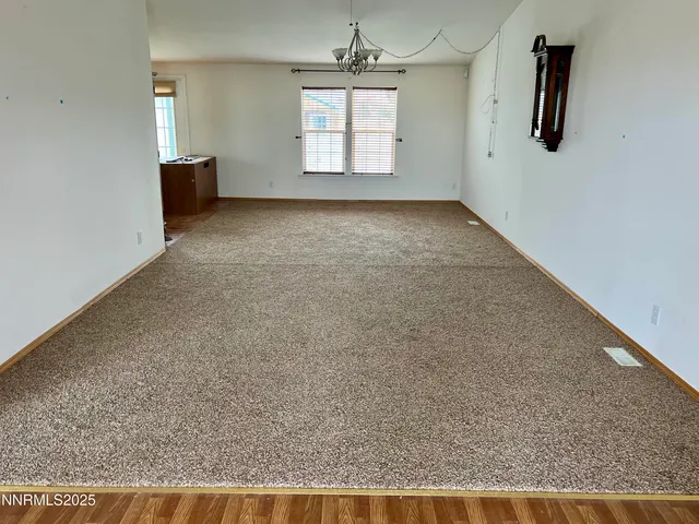 $478,500 | 1535 Lincoln Circle, Silver Springs, NV 89429