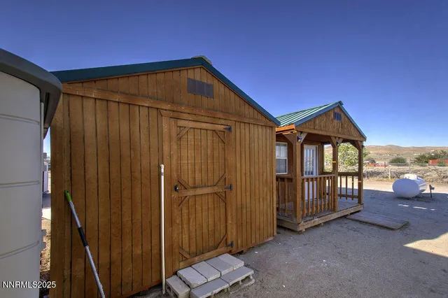 $478,500 | 1535 Lincoln Circle, Silver Springs, NV 89429