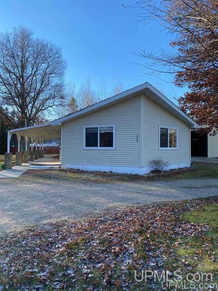 5905 Rivers 22nd Road Gladstone, MI 49837 - Photo 5 of 49