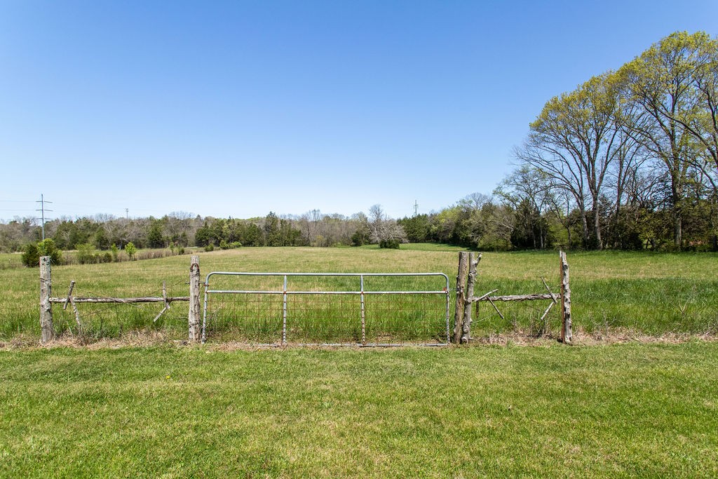631 Rutledge Ln. Lebanon, TN 37087 - Photo 12 of 65 Gallery Image 12