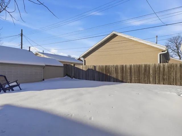 $198,000 | 522 South 30th Street, Manitowoc, WI 54220