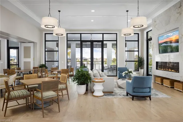 $2,296,000 | 9127 Wisteria Way, Naples, FL 34114