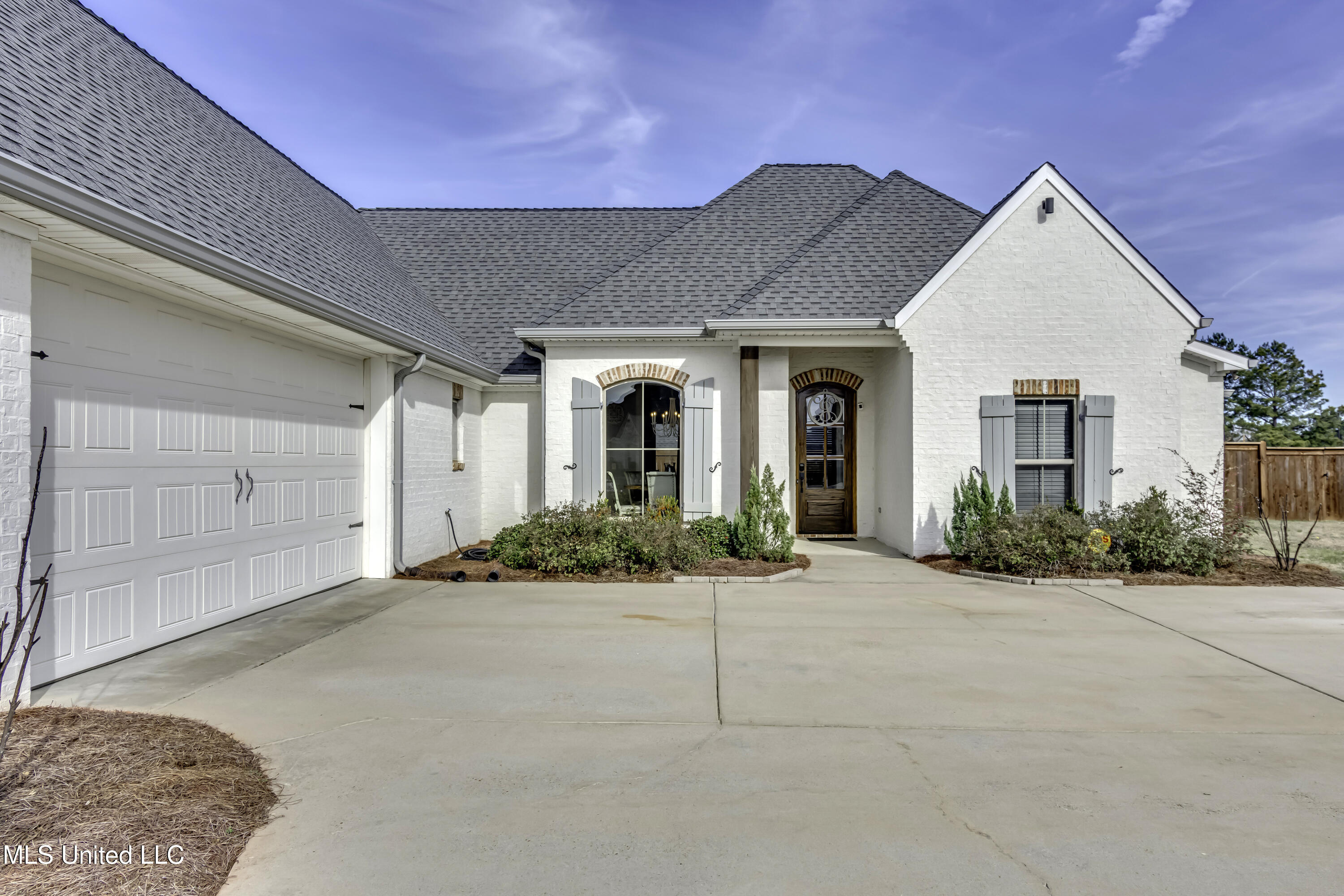 705 Queens Court Flowood, MS 39232 - Photo 3 of 63 705 Queens Ct--10