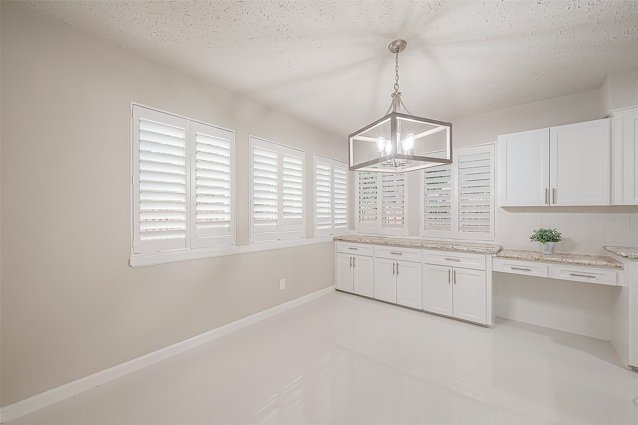 6107 Sanford Road Houston, TX 77096 - Photo 24 of 50