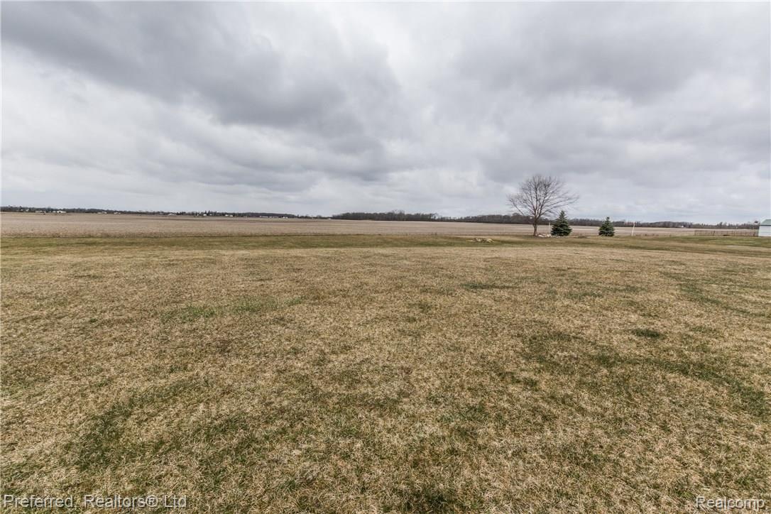 9384 South Nichols Road Gaines, MI 48436 - Photo 17 of 17 DSC_7584.jpg