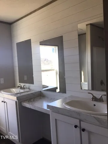 $259,900 | 116 Shepherd North Drive, Bulls Gap, TN 37711