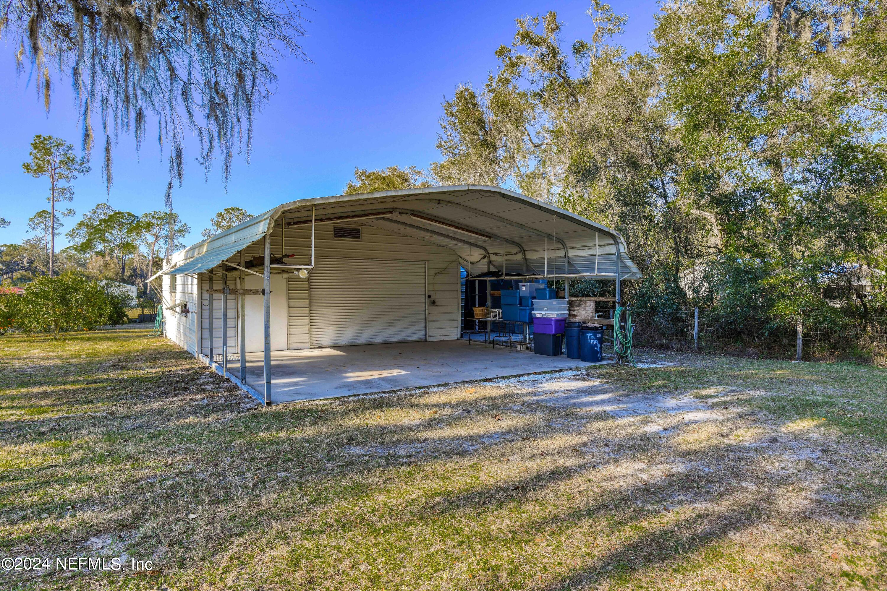 390 East End Road San Mateo, FL 32187 - Photo 36 of 54 309 East End Road ONLINE LOW RES-44